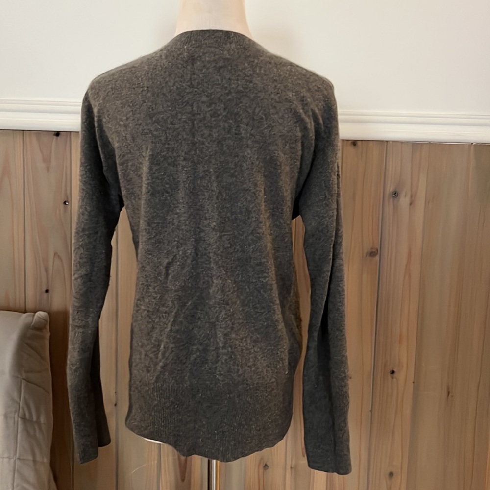 Banana republic 100% cashmere sweater v neck gray S - Picture 4 of 5
